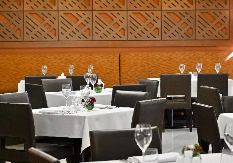 هتل Yerevan Place