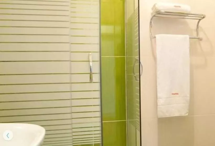 بنسيون Ribeirotel