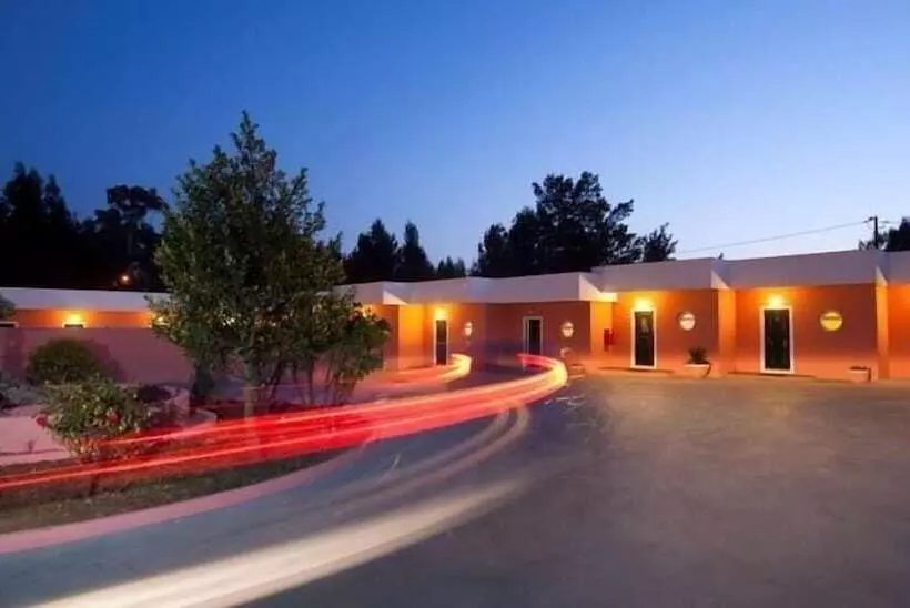 بنسيون Ribeirotel