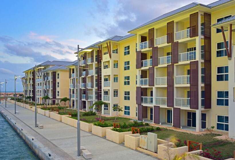 استراحتگاه Meliá Marina Varadero Hotel & Apartments