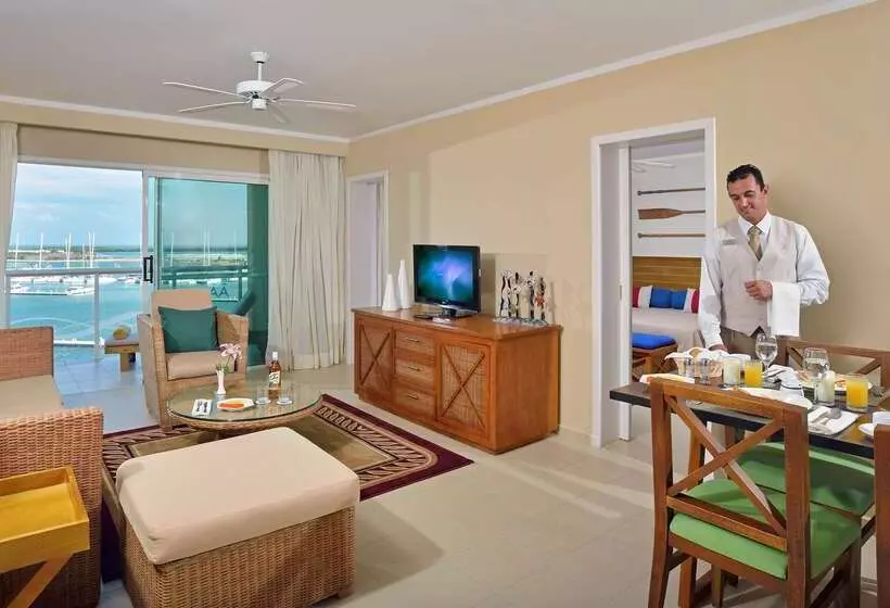 استراحتگاه Meliá Marina Varadero Hotel & Apartments
