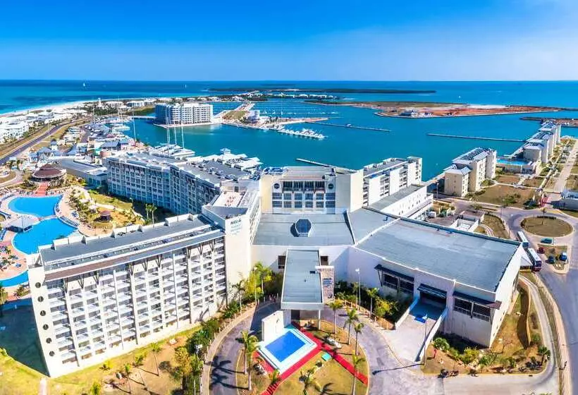 استراحتگاه Meliá Marina Varadero Hotel & Apartments