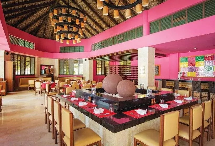 Royalton Splash Punta Cana, An Autograph Collection All Inclusive Resort & Casino