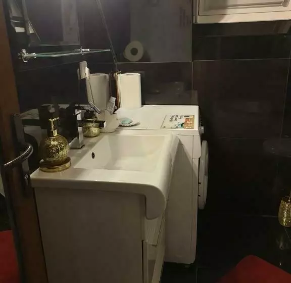 ホテル Camere Lux Telecabina Busteni