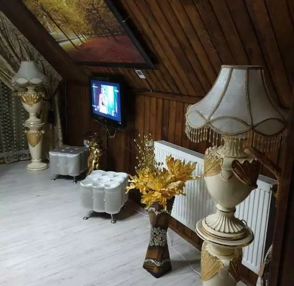 ホテル Camere Lux Telecabina Busteni