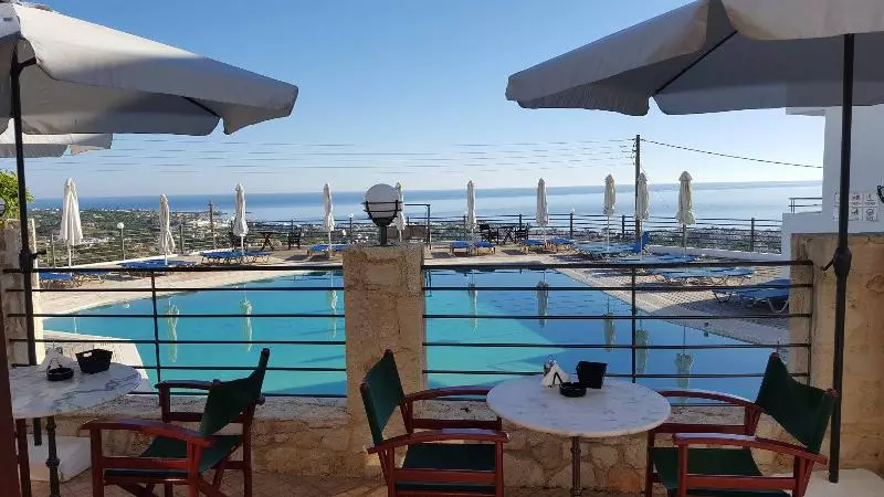 Amazones Sun Studios