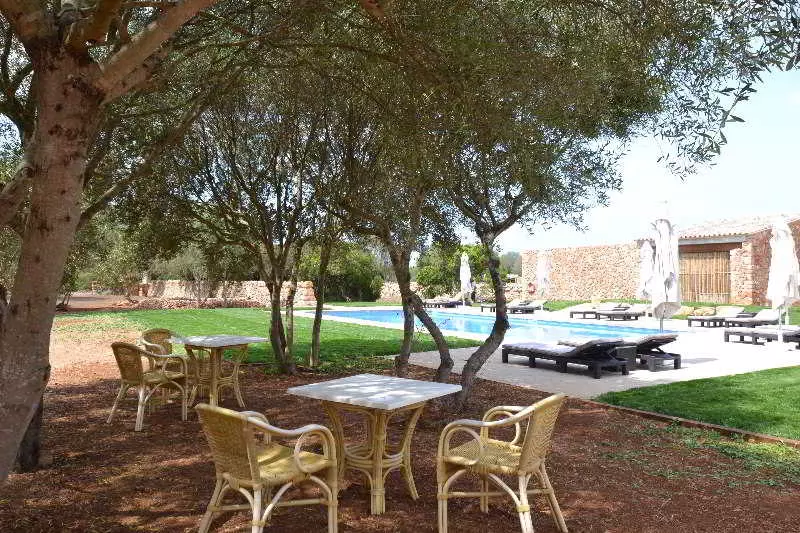 Bennoc Petit Hotel   Only Adults