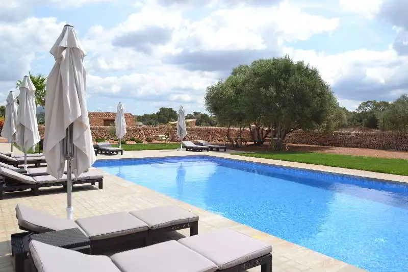 Bennoc Petit Hotel   Only Adults