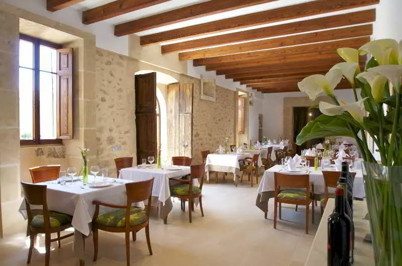 Bennoc Petit Hotel   Only Adults