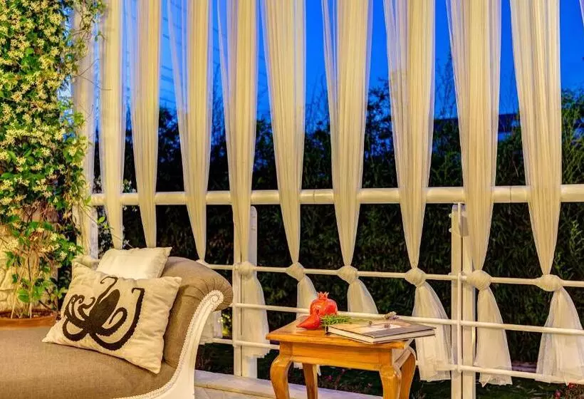 Ev Bharat Butique Hotel Alacati