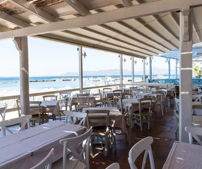 Aktaion Beach Boutique Hotel & Spa