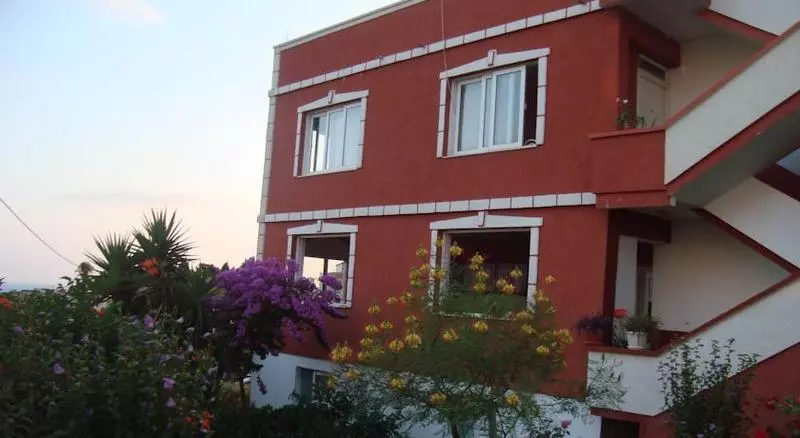 Hotel Alvanita Apartments