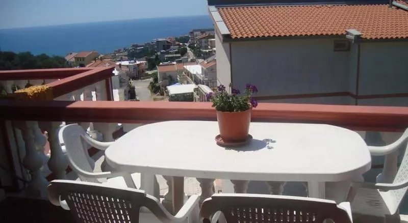 Hotel Alvanita Apartments