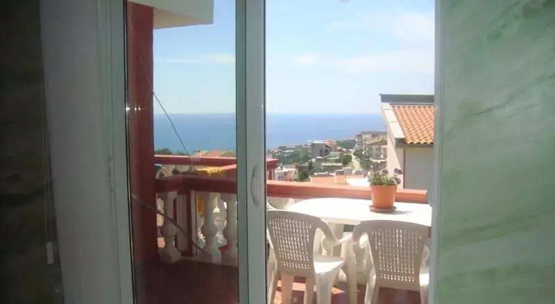 Hotel Alvanita Apartments