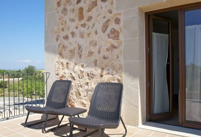 Bennoc Petit Hotel   Only Adults