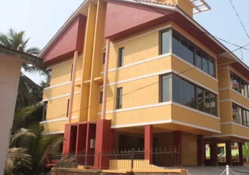 هتل Casa Amarilla