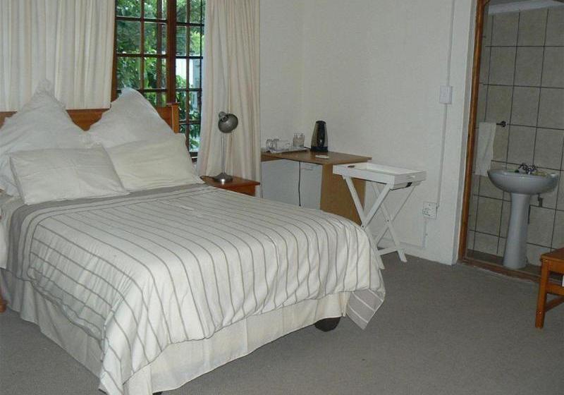 Отель Country Link Guest Lodge