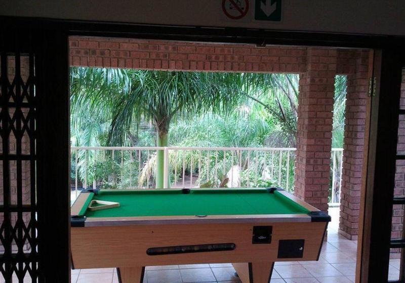 Отель Country Link Guest Lodge