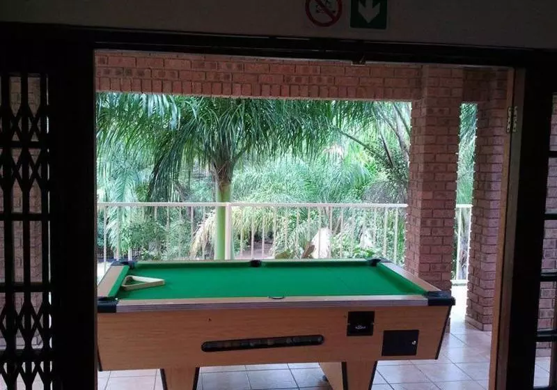 هتل Country Link Guest Lodge