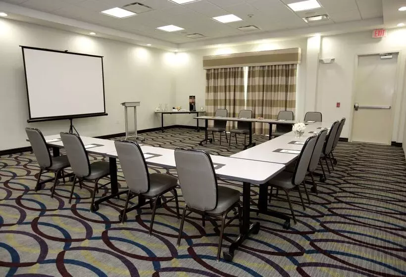 Отель Hampton Inn & Suites Missouri City, Tx