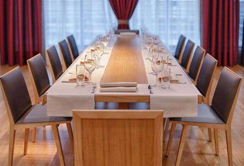 호텔 Mercure Lipetsk Center