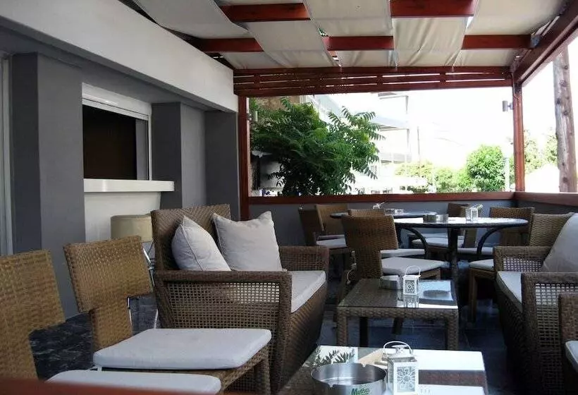 בית מלון כפרי Mimosa Suites