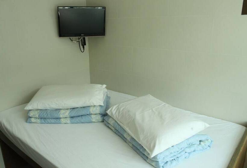 هتل Ah Shan Hostel