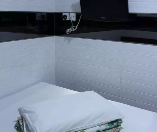 هتل Ah Shan Hostel