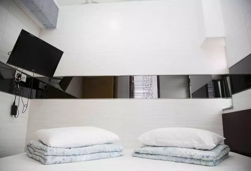 هتل Ah Shan Hostel