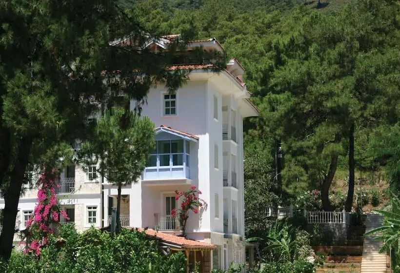 Отель Petunya Konak Boutique Class