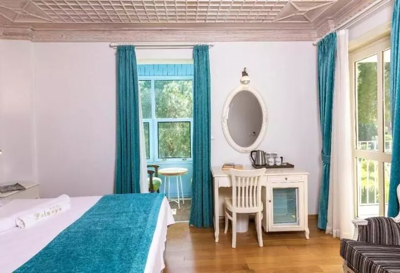 Отель Petunya Konak Boutique Class