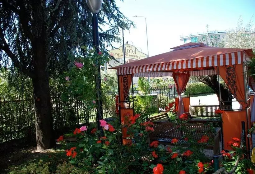 هتل Ristorante La Rampina