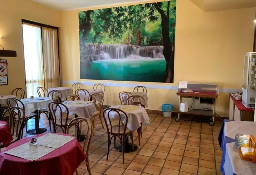 هتل Ristorante La Rampina
