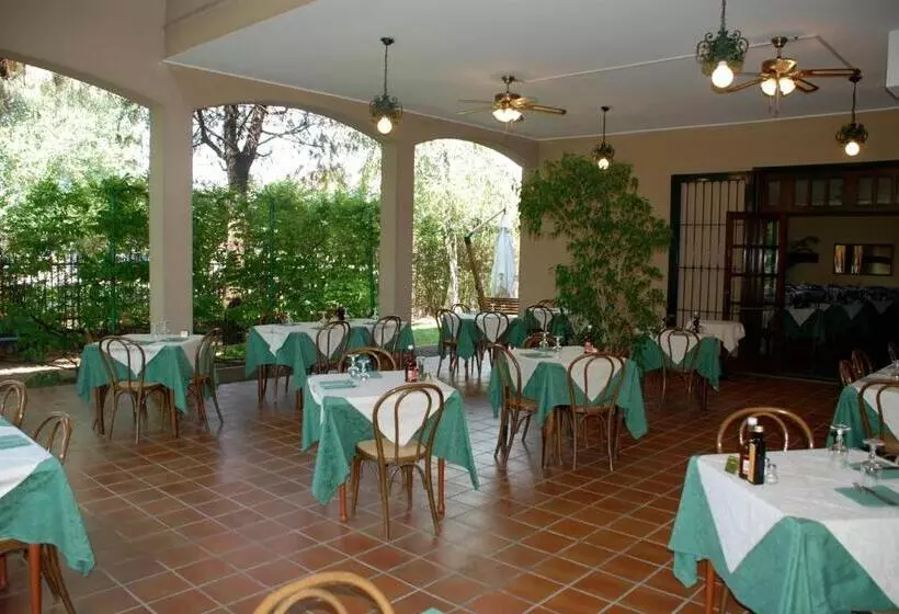 هتل Ristorante La Rampina