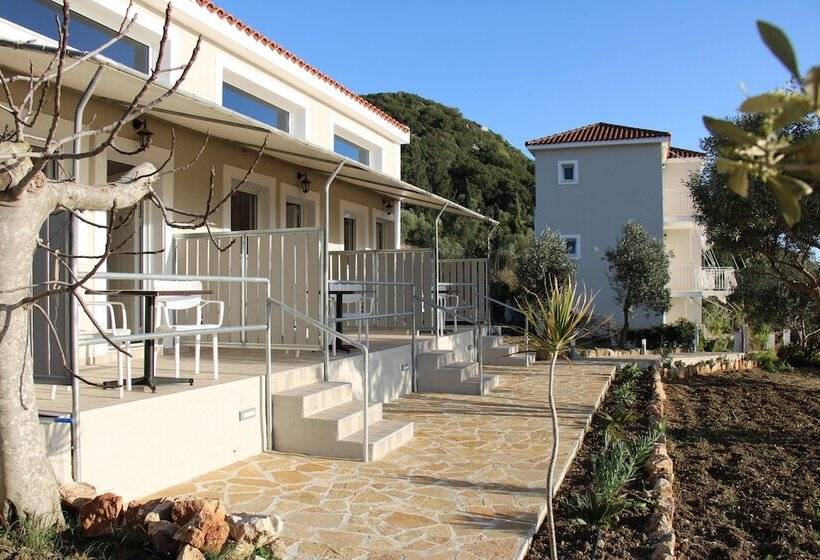 Oskars Studios & Apartments