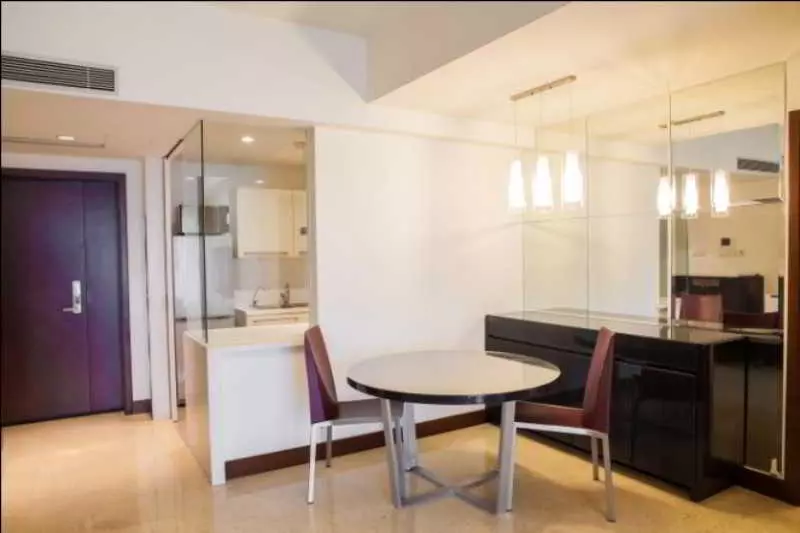 Yopark Serviced Apartment Jingan Four Season