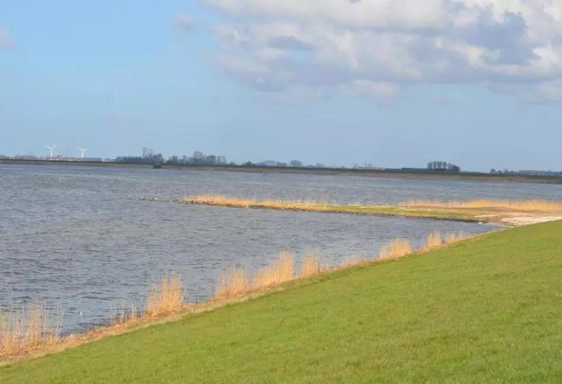 ベッドアンドブレックファースト It Mearke