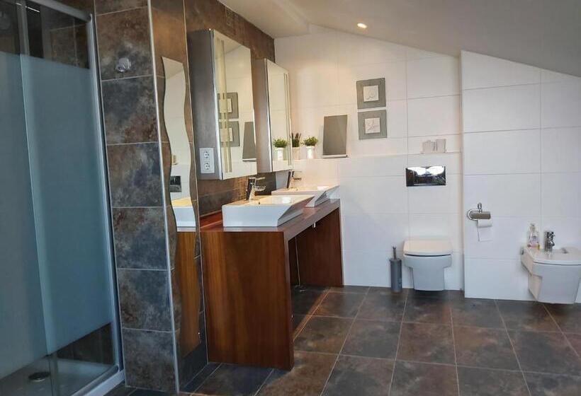 فندق Apartamentos Alcañiz, Suite Deluxe