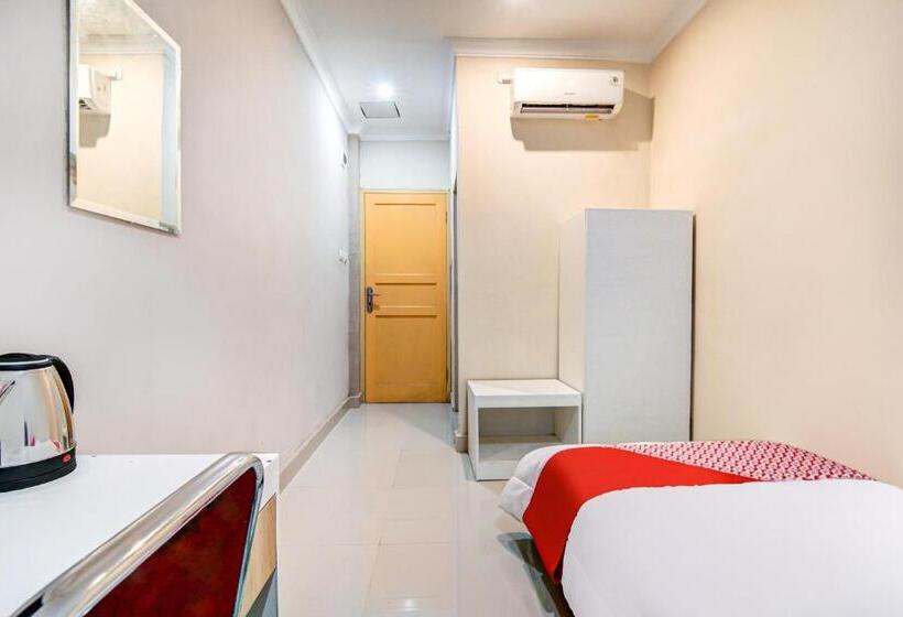 בית מלון כפרי Oyo 90857 Baaraka Syariah