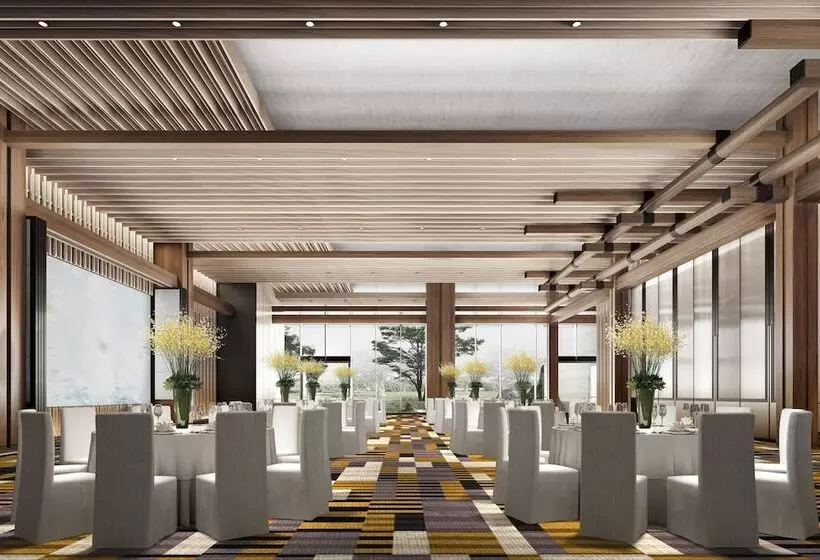 Hotelli Sheraton Zhaoqing Dinghu