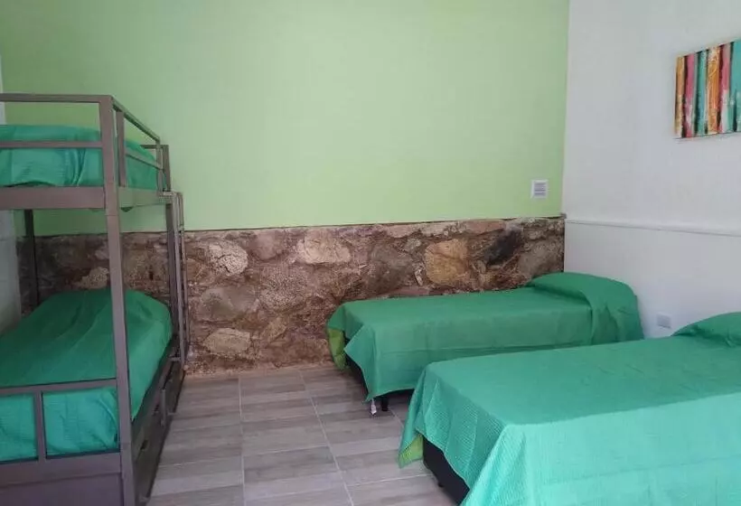 Nomades Hostel