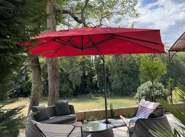 بنسيون Chateau Du Go