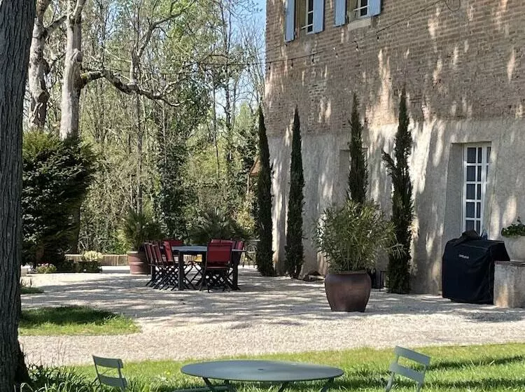 ペンション Chateau Du Go