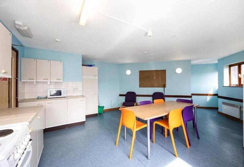 旅馆 Comfortable Rooms At Crescent Hall Oxford   Campus Accommodation