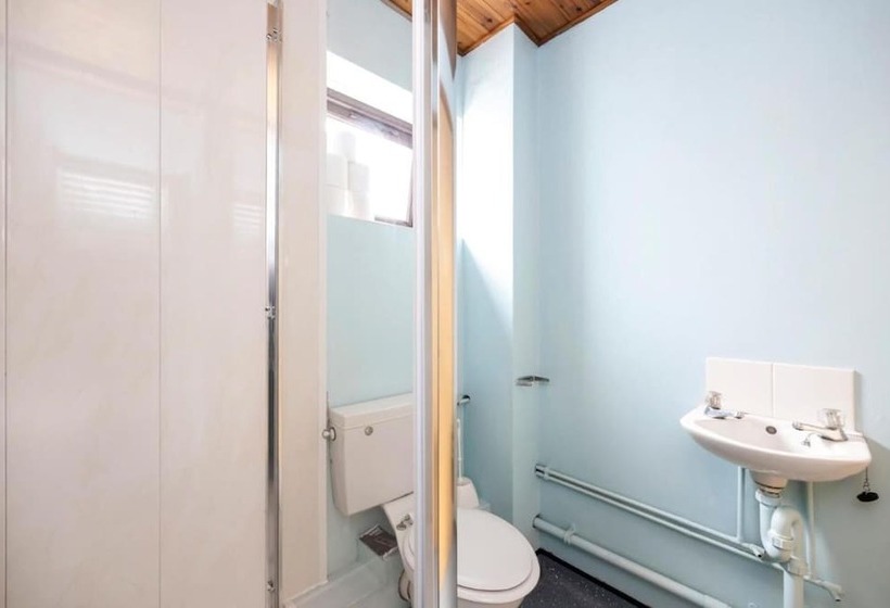 旅馆 Comfortable Rooms At Crescent Hall Oxford   Campus Accommodation