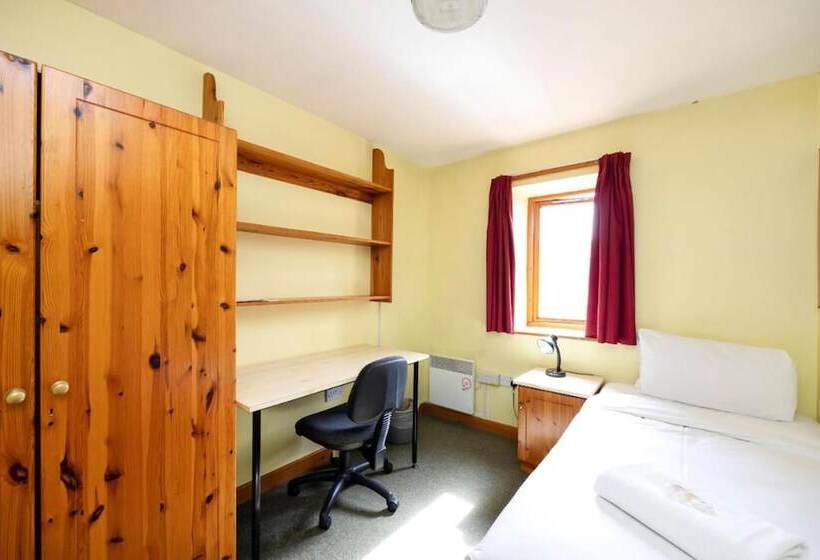 旅馆 Comfortable Rooms At Crescent Hall Oxford   Campus Accommodation