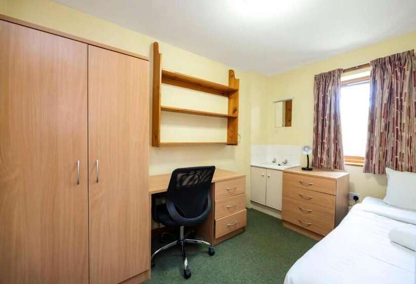 旅馆 Comfortable Rooms At Crescent Hall Oxford   Campus Accommodation