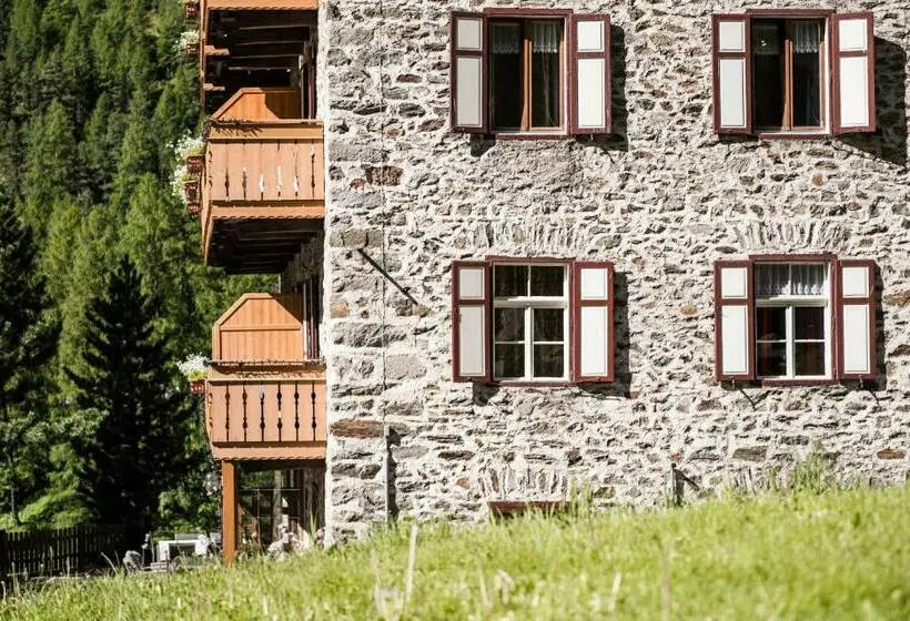ベッドアンドブレックファースト Glacier Rock Guesthouse