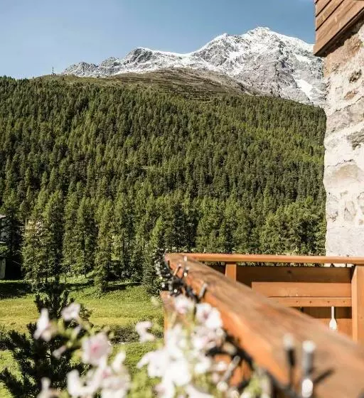 ベッドアンドブレックファースト Glacier Rock Guesthouse
