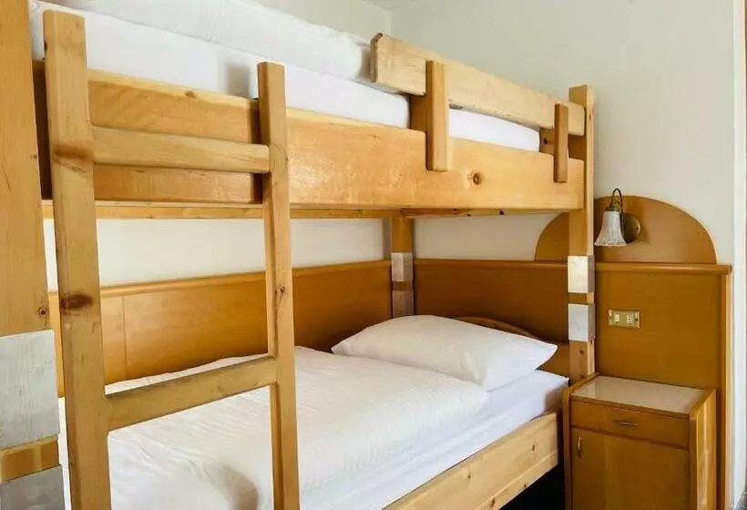 ベッドアンドブレックファースト Glacier Rock Guesthouse